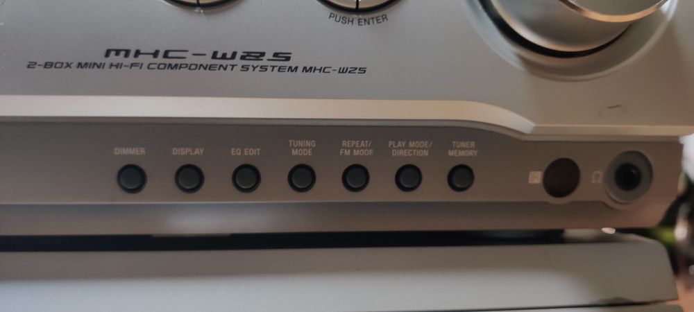 Combina muzicala Sony