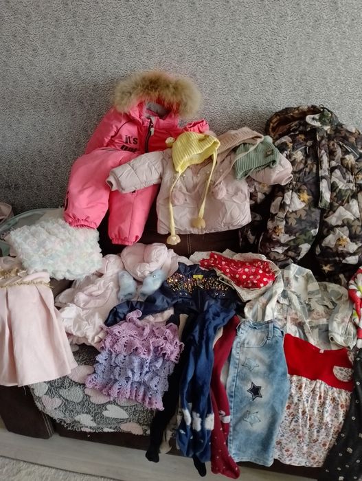 Продам детские вещи