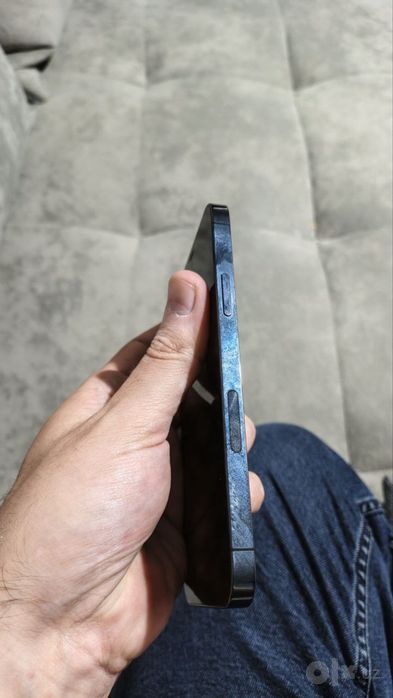 Iphope 12 pro б/у