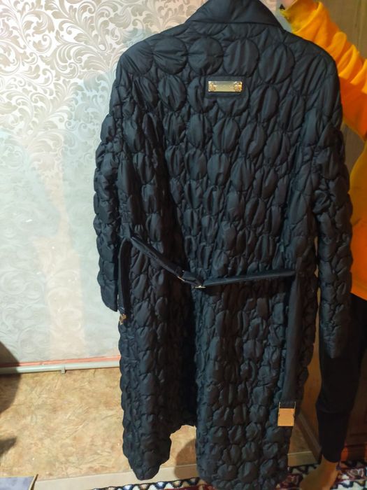 Куртка  сатылады  Lasagrada