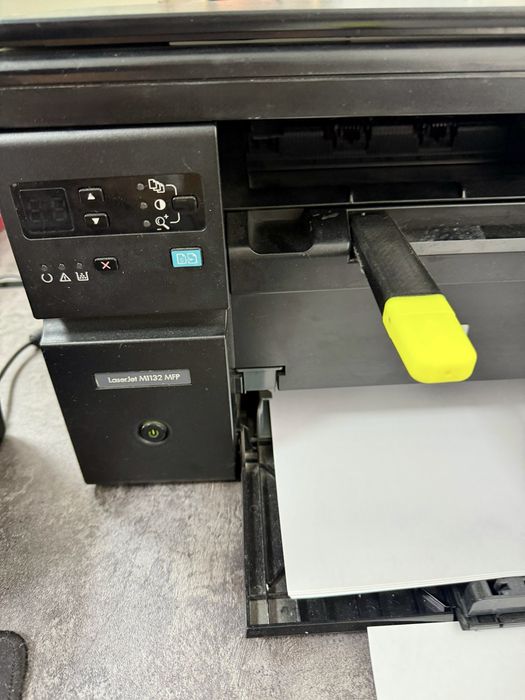 HP LaserJet Pro M1132 MFP | Принтер / Сканер / Копир