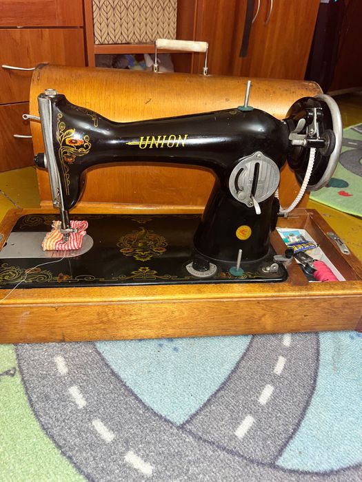 Електрическа шевна машина