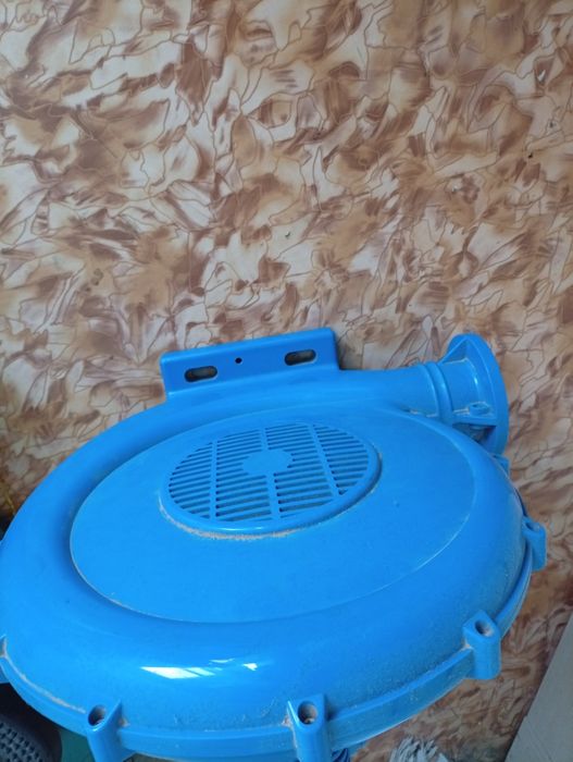 Насос для батута