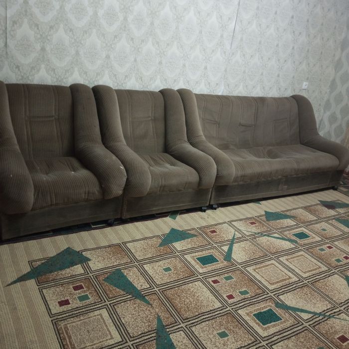 Продам диван тройку б/у