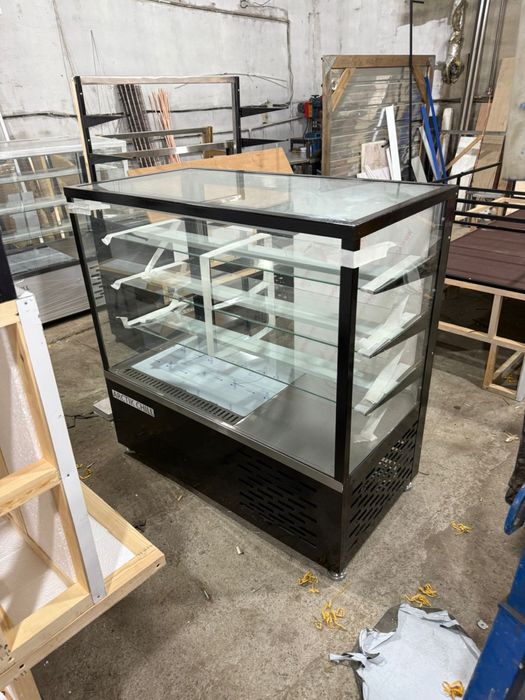 Витринный холодильник