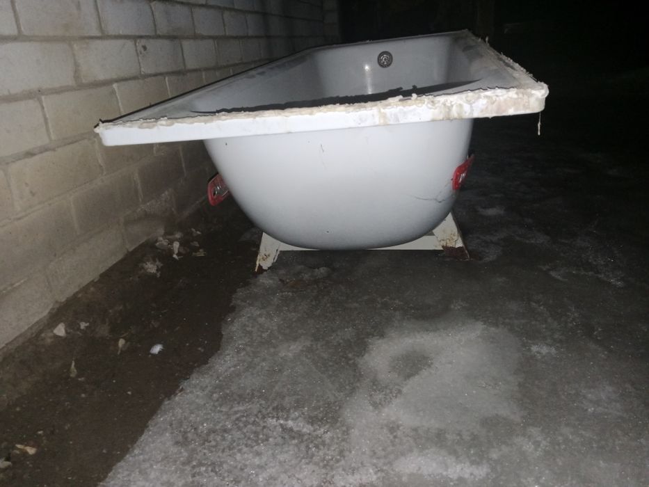Продам ванну стальную