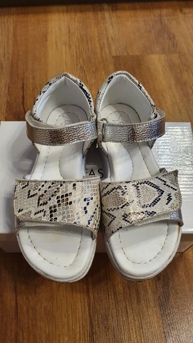 Детские сандалики кожаные