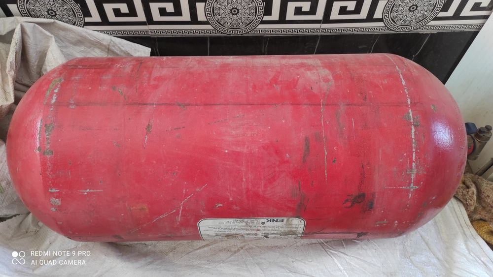 100 талик 4 поколения метан газ балон камплект сотилади