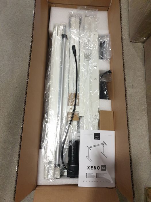 Birou electric Mark Adler, cu reglare pe inaltime si latime Xeno 2
