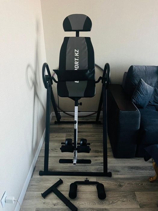 Продам инверсионный стол. Торг уместен