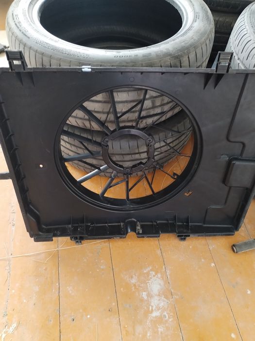 Корпус электровенитятора на мерседес 210