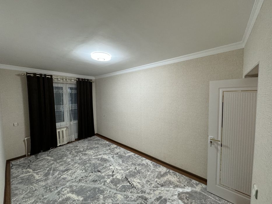 Сдаётся 3-х ком. Яккасарайский район. Метро Космонавтов. МВД, Интерпол