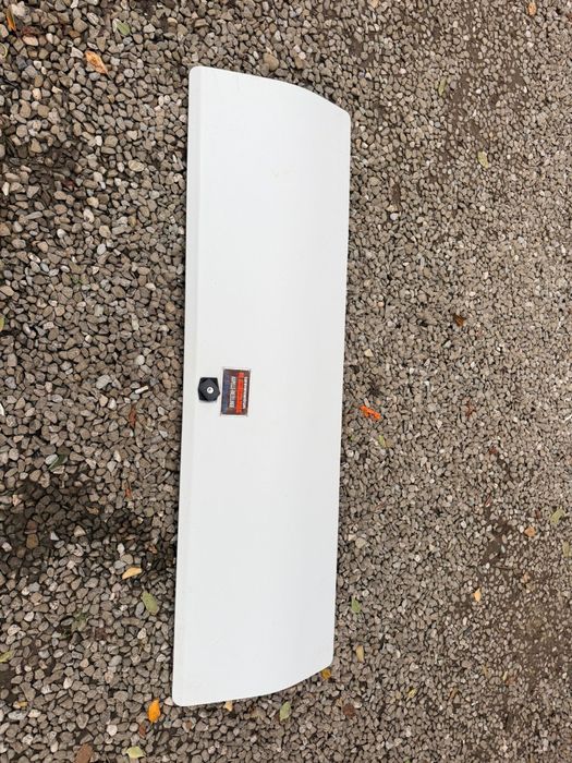 Vând ușa portbagaj rulota Hoby