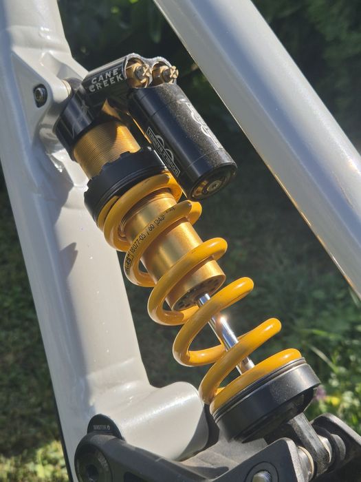 Продам велосипед двухподвесс Commencal clash