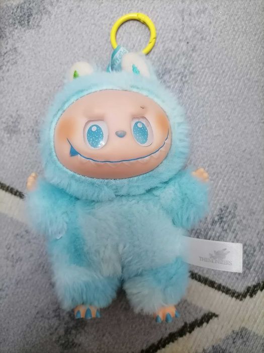 Трендовые игрушки Край Беби и Лабубу