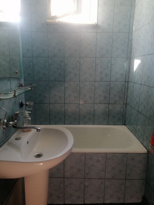 Închiriez apartament 2 camere