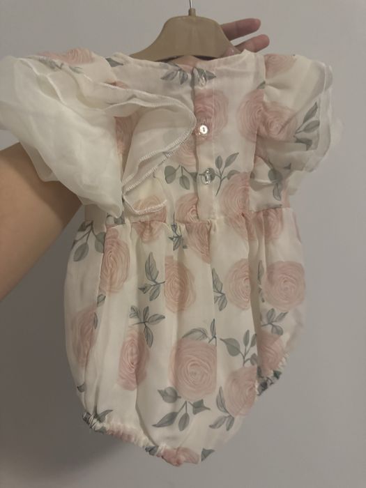 Нарядное боди для девочки