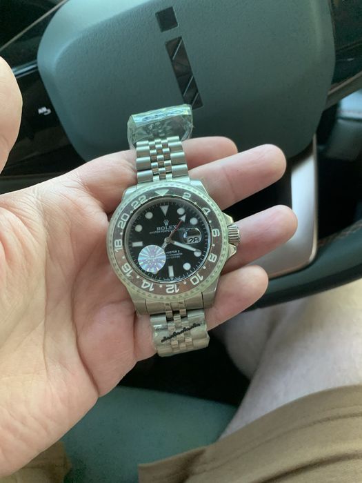 Новые часы Rolex