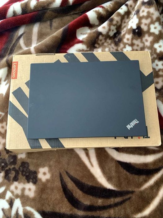 Като Нов Lenovo ThinkPad T14 Gen 1, Intel I7-10610U, 16GB RAM, 256GB
