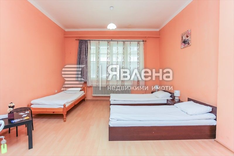 Продава се Офис в София, Център - 414 кв.м за 2054 €/кв.м - Снимка #10