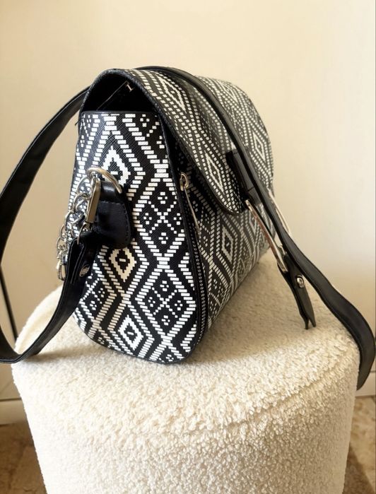 Дамски чснти      women's bags