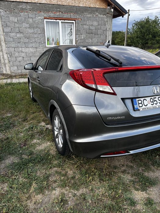 Vand honda civic IX