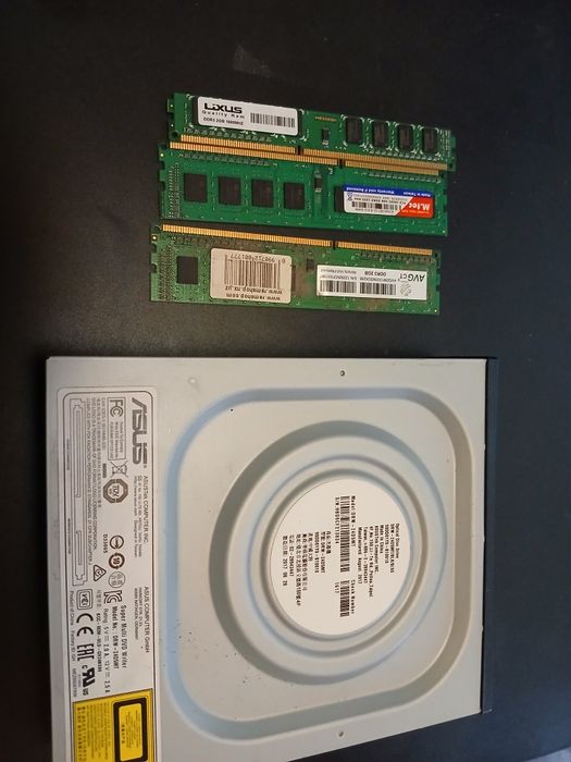 Продается запчасти на компютер