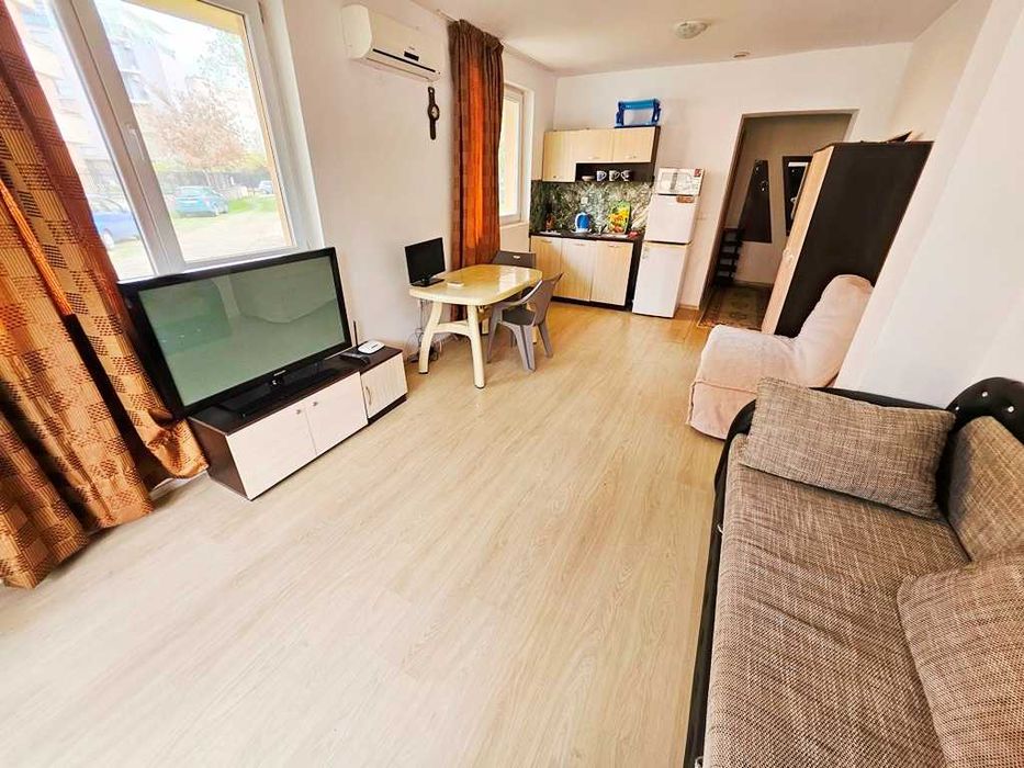 Продава се Едностаен апартамент в к.к. Слънчев бряг - 37 кв.м за 688 €/кв.м - Снимка #2