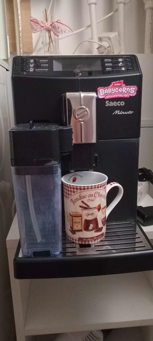 Aparat de cafea saeco minuto cappuccino