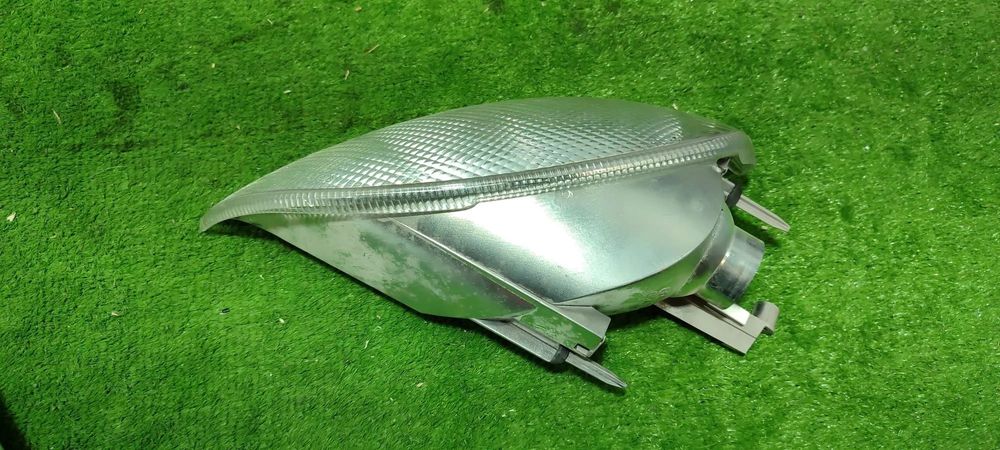 LUMINA DE ZI STANGA HALOGEN MERCEDES-BENZ SLK (R170) COD OEM A1708260143 / 1315113090 / 1315106925 1996-2004 (5G2)