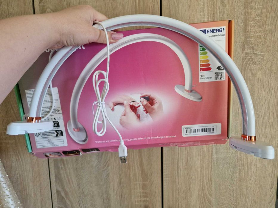 Lampa birou manichiură