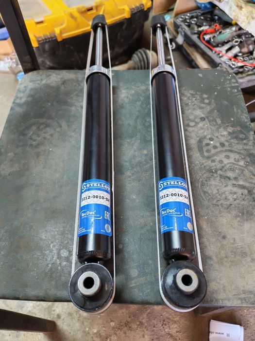 Стойки Амортизатора