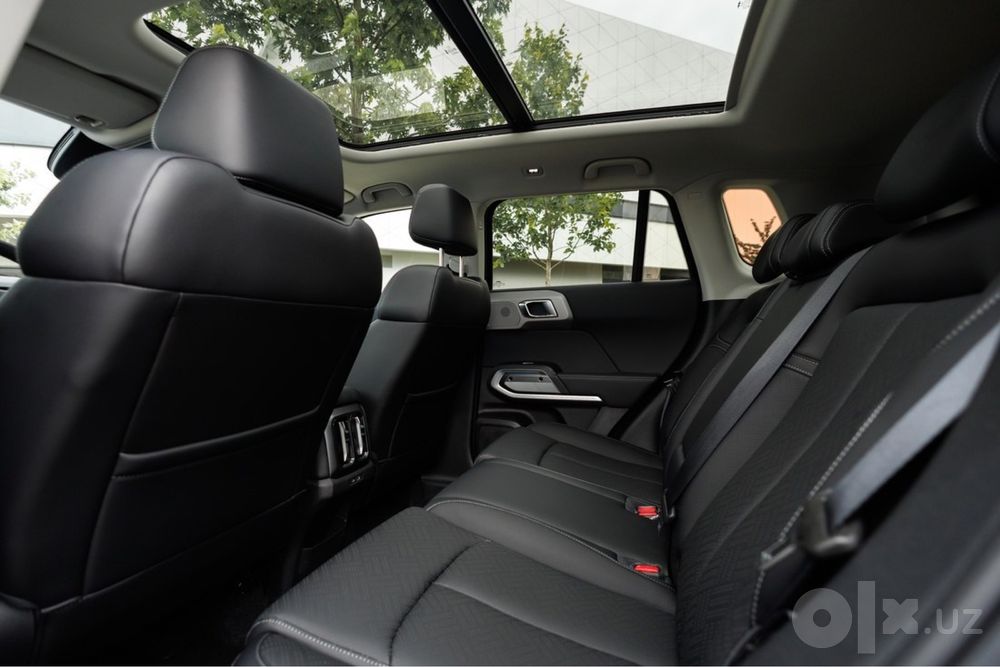 Byd Leopard 3 Qora Salon 4 AWD