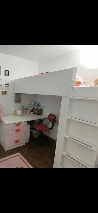 Pat etajat Smastad IKEA