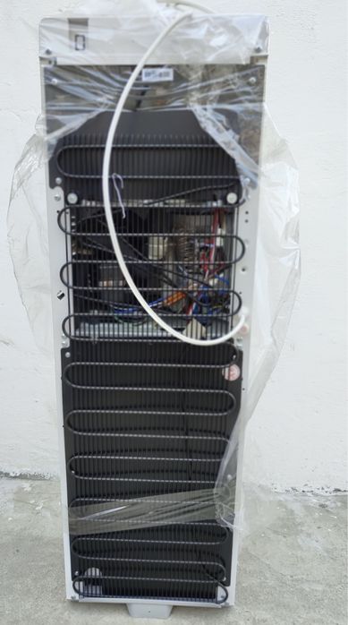 Кулер для воды Midea