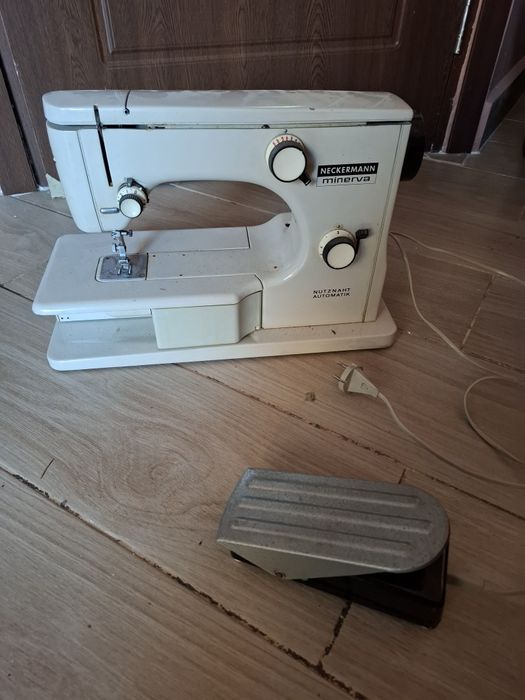Masina de cusut Neckermann Minerva