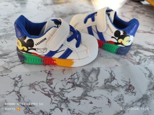 Încălțăminte pentru copii