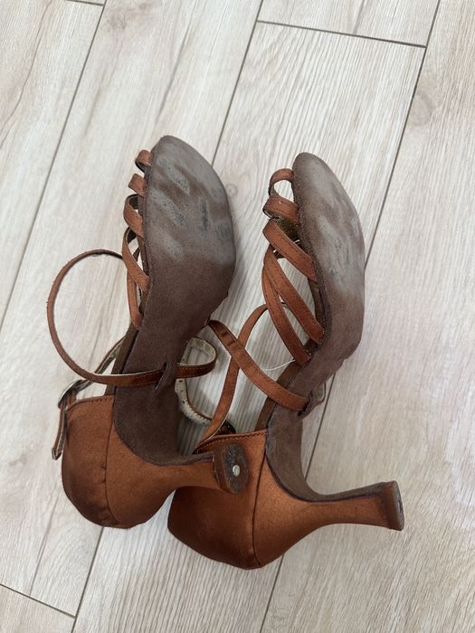 Туфли танцевальные, бальные танцы