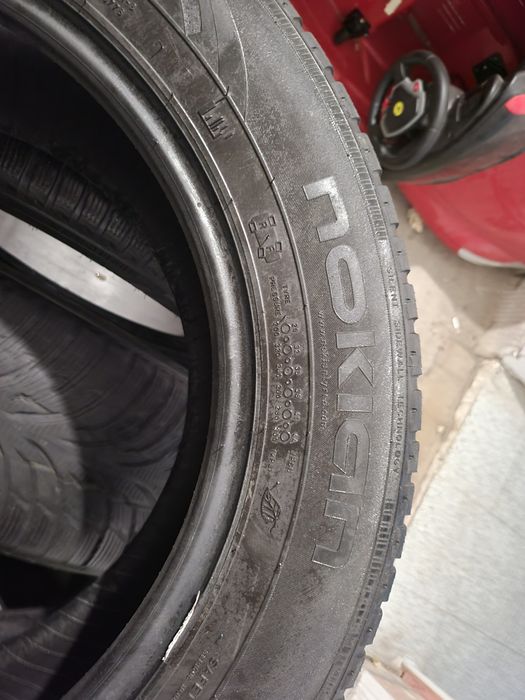 Anvelope iarna  215 60 16