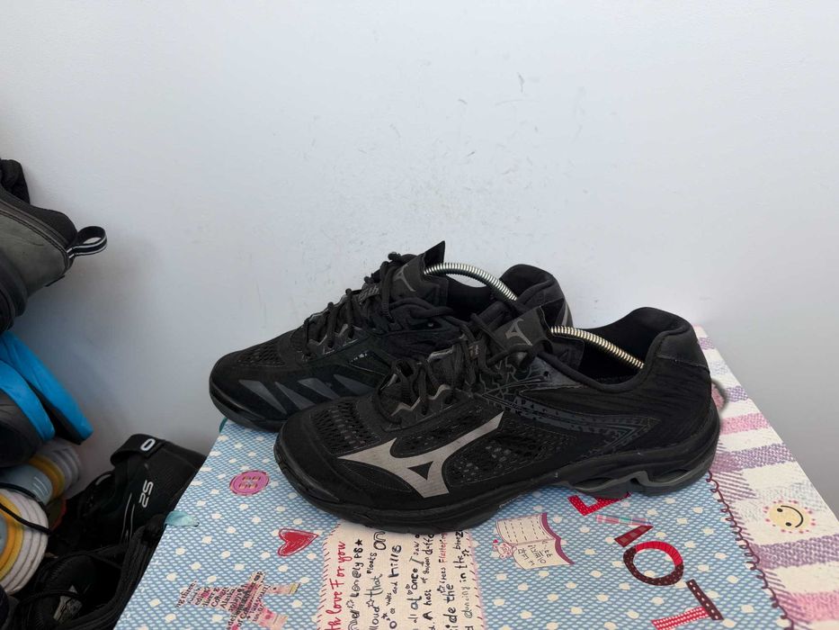Mizuno Wave Lightning Z5''оригиналнимаратонки 44 номер