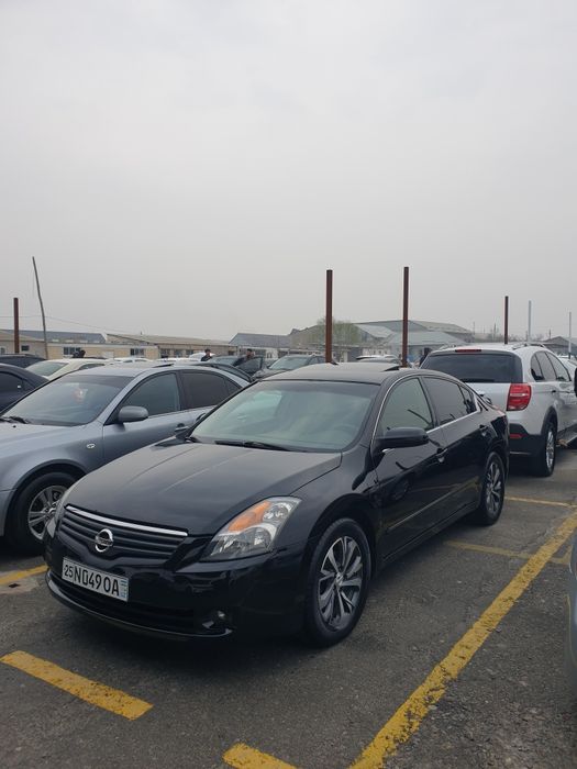 Nissan altima 3 pozitsia
