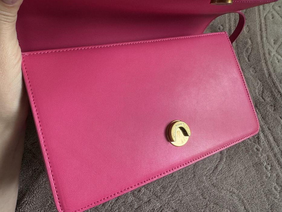 Кожена чанта Pinko