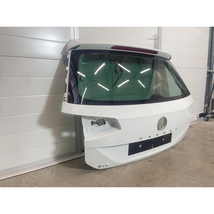 Заден капак за vw passat b8 avant - 3g9827025