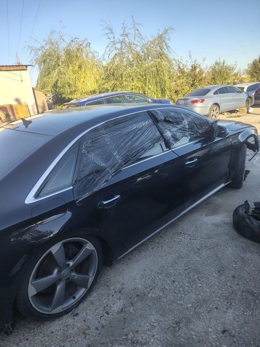 Dezmembrez audi A 8 facelift  2016 3.0 tdi euro 6