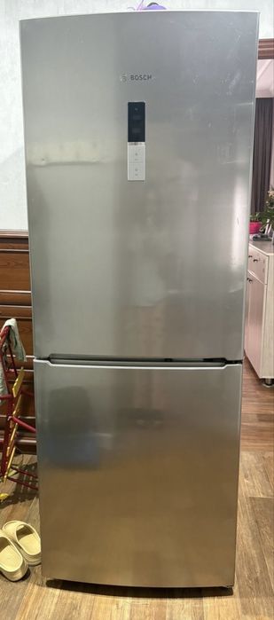 Холодильник BOSCH