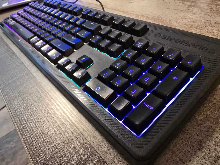 Клавиатура SteelSeries Apex 150