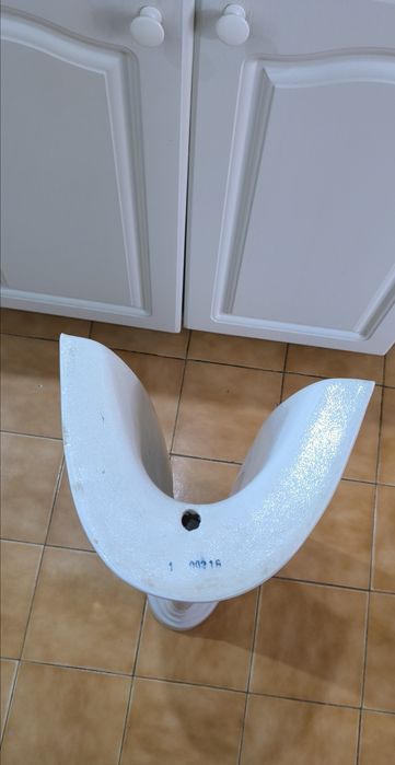 Сантехника, пьедистал/нога под раковину новый