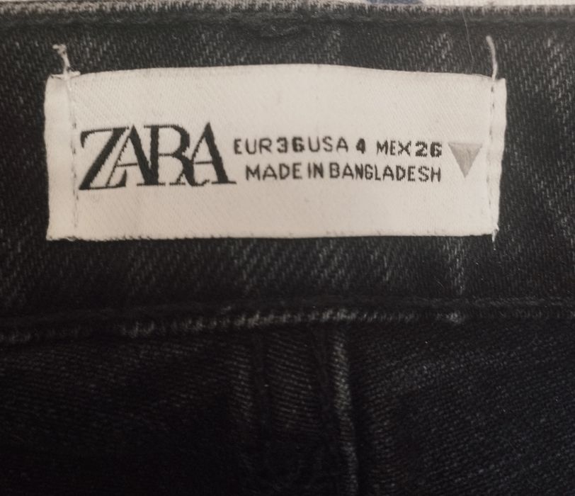 Джинсы черные и синие Zara