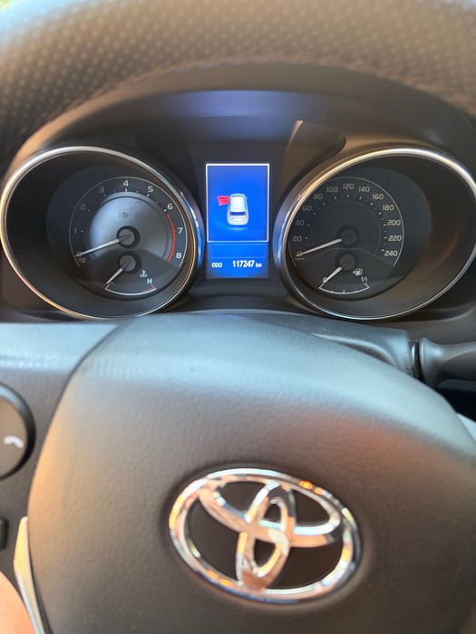Toyota Auris, 2017 г., 1.3 бензин