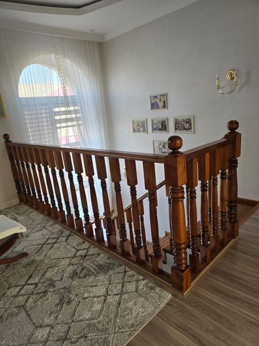 Срочно продается лестница из сосны